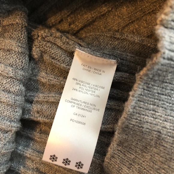 SOFT GREY CROPPED TWIK SWEATER VEST - Picture 6 of 6